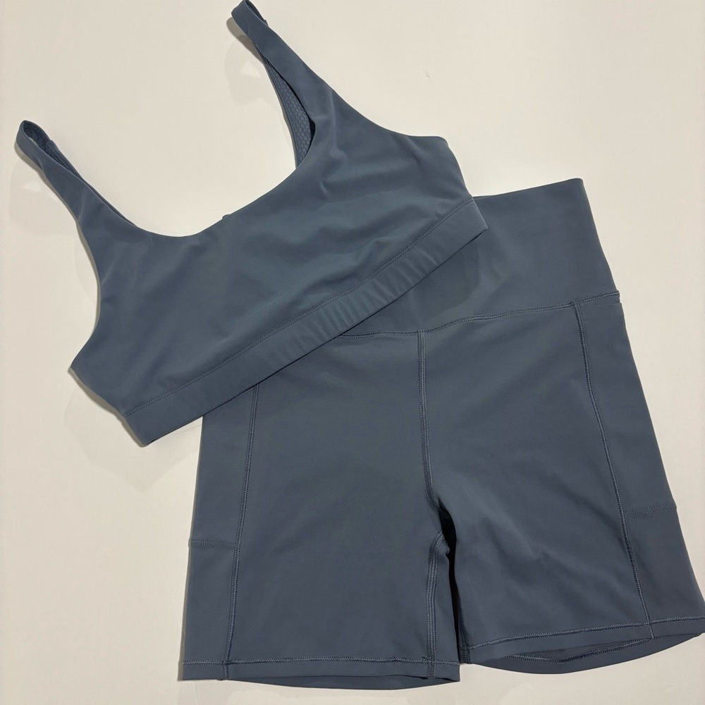 Vuori Blue Bra and Shorts Set - Picture 2 of 11